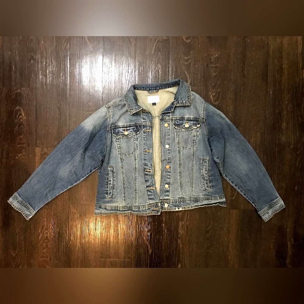 Universal Thread Light Washed Denim Jacket - image 1